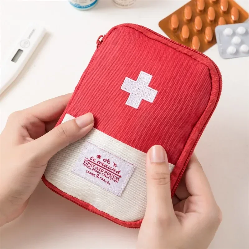 Mini Travel Medicine Bag Porta - First Aid Bag Kit ulasan dan harga